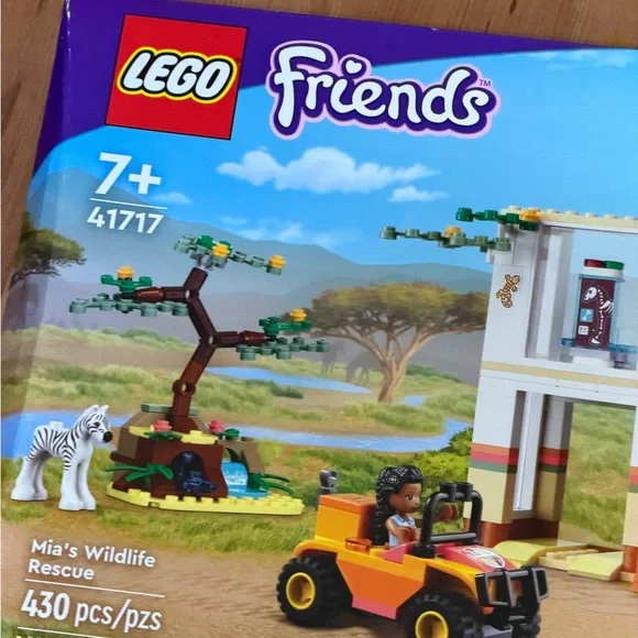 LEGO Friends Mia's Wildlife Rescue Playset Sealed 41717 NEW 2022 Safari 6379097 - Picture 3 of 9